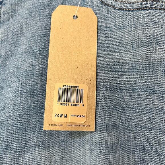Levi’s Classic Straight Mid Rise Jeans Plus Size‎ 24W Light Wash Cotton Zip NEW - Picture 4 of 9